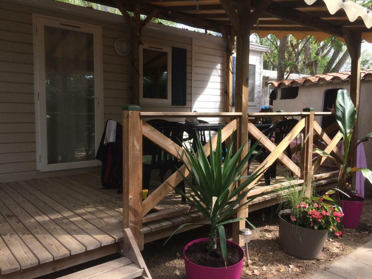 Mobil Home Climatise Camping 4* Le Grau Du Roi Les Jardins De Tivoli Exteriör bild